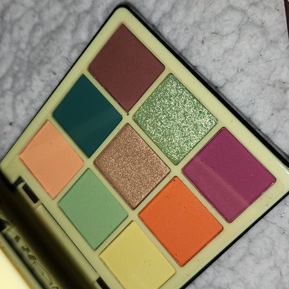 ABH Norvina mini pro vol. 2 bronzer palette make up bundle new - Picture 2 of 4